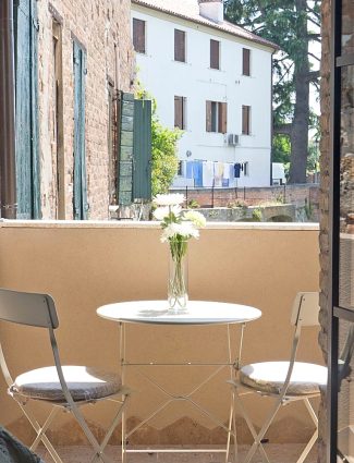 balcone-alta-risoluzione